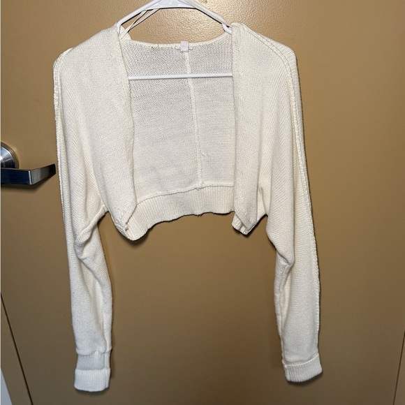 KNIT SHRUG - Picture 1 of 2